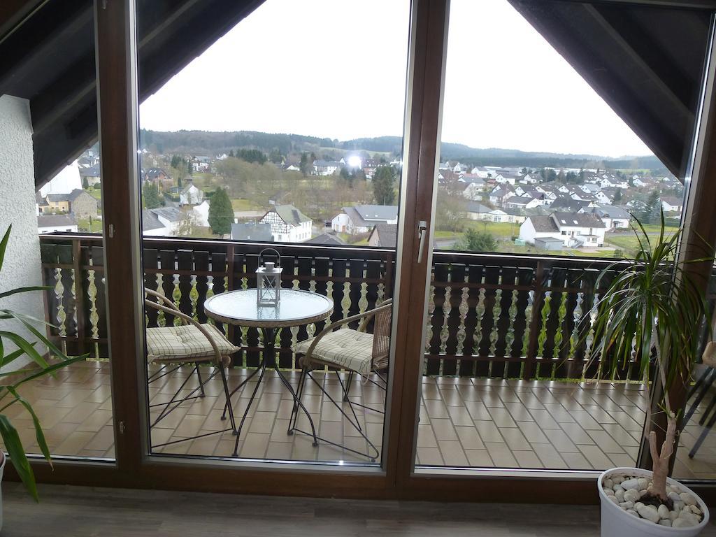 Eifel Panoramablick Apartment Kelberg Bilik gambar